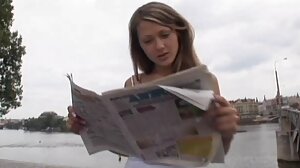 Путка вибрира блондинка тийнейджър получава анален български порно филми