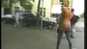 Талантливият порно секс видео клип тийнейджър обича да бъде прецакан от обесен кон